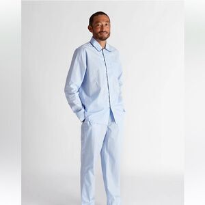 Sleepy Jones Henry Pajama Set in End on End Blue with Navy Piping
NWT Size XL